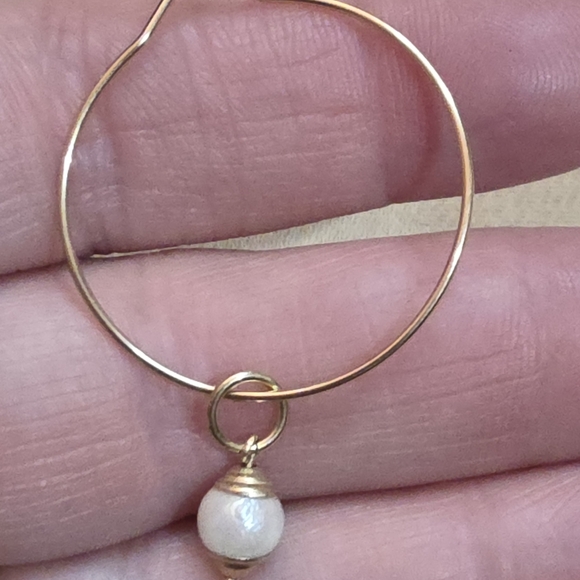 14K GENUINE CULTURED PEARL EARRINGS AND PENDANT 2.56 Grams - Picture 4 of 6